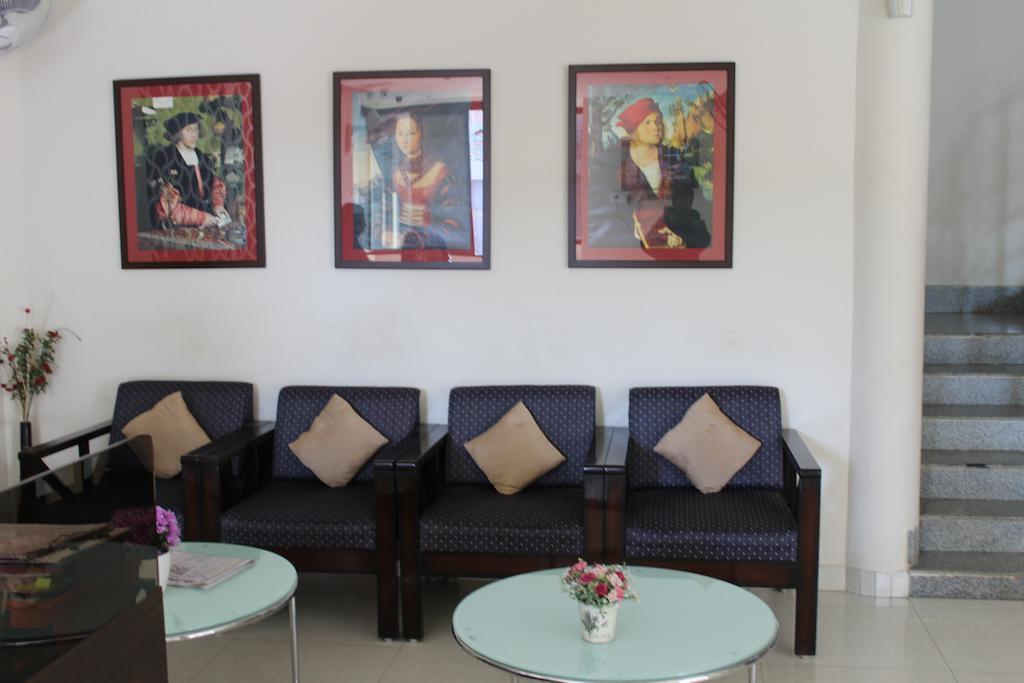 Dibrugarh Club House Hotell Exteriör bild